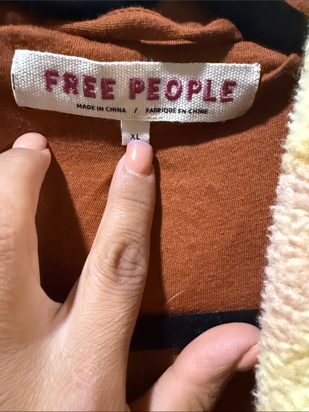 Free People cozy printed blanket coat in yellow motive sunset combo XL - Picture 4 of 5